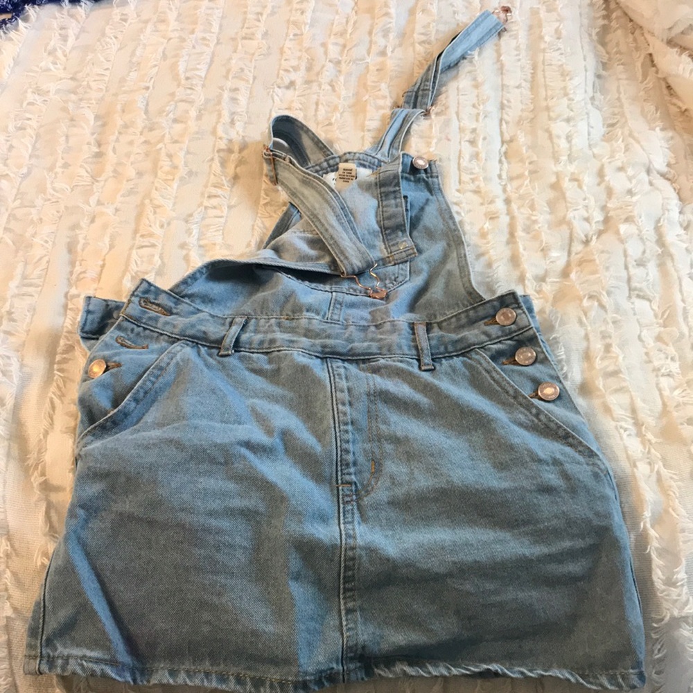 Denim skirt dress with staps